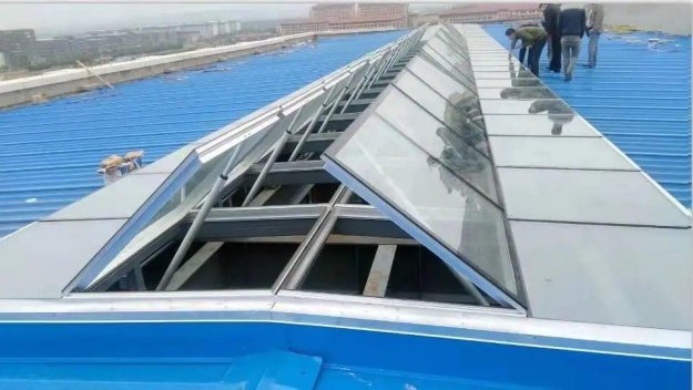 峨眉山一字型通風天窗