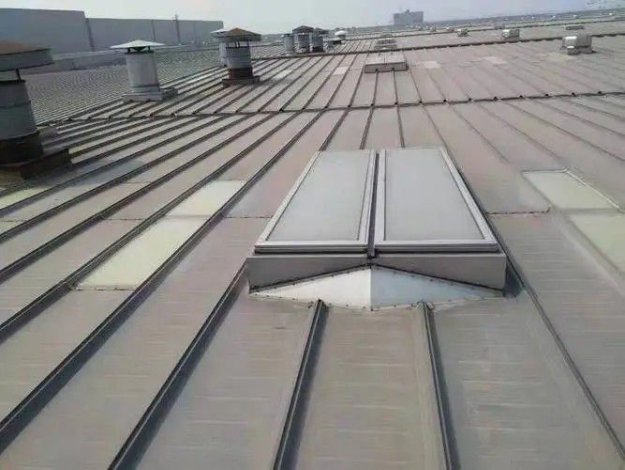 峨眉山一字型通風天窗